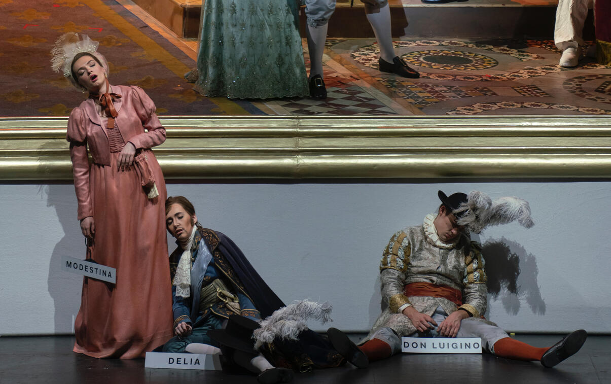 Evgeniya Khomutova delights audiences as Modestina in Rossini’s Il Viaggio a Reims at Palau de les Arts Reina Sofia. Evgeniya Khomutova performing as Modestina in Il Viaggio a Reims at Palau de les Arts Reina Sofia, Valencia